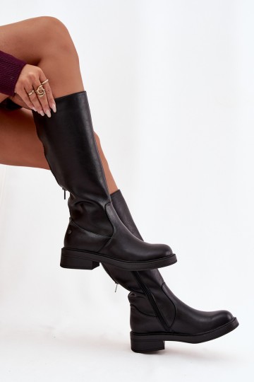 Botas negras cálidas por encima de la rodilla de cuero