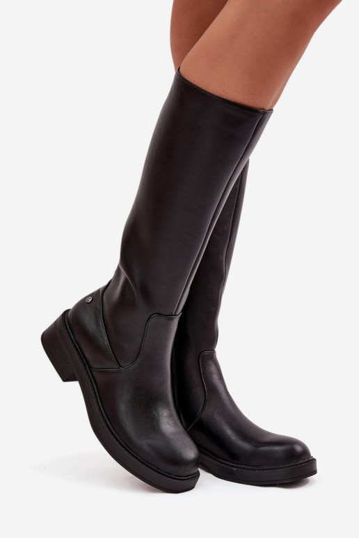 Botas negras cálidas por encima de la rodilla de cuero