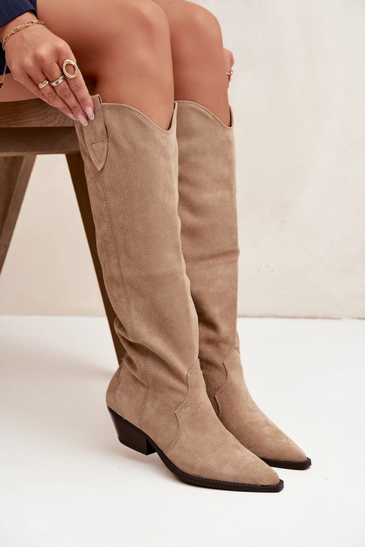 Botas largas de estilo cowboy acolchadas con tacón en ante sintético color arena Jovianne