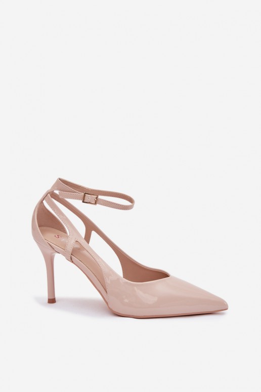 Zapatos de tacón beige de piel sintética con efecto charol Fionnel