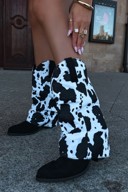 Botines de estilo cowboy con caña curva y tacones en color negro Havie