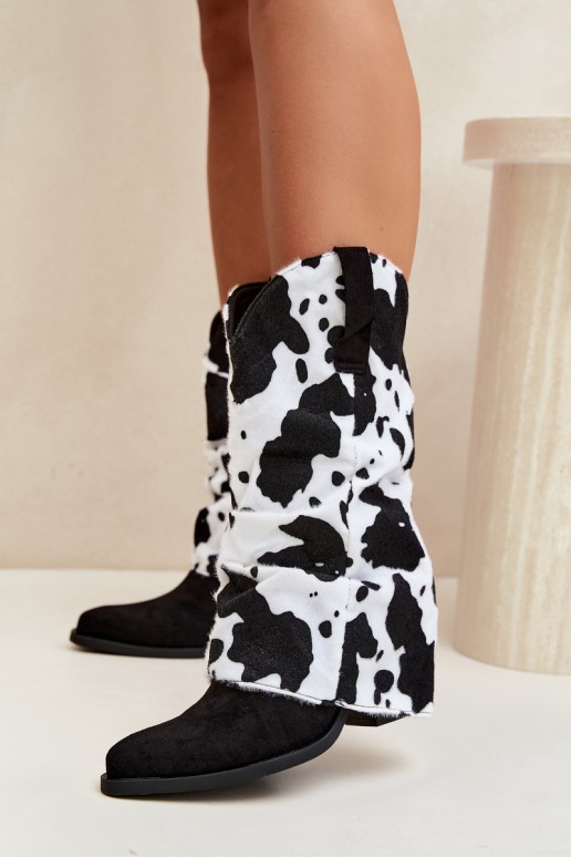 Botines de estilo cowboy con caña curva y tacones en color negro Havie