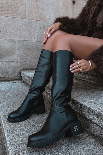 Botas altas aisladas de cuero natural Vinceza negros 2