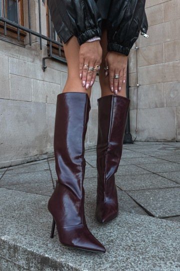 Botas cálidas por encima de la rodilla con tacones finos color burdeos Fenoria 2