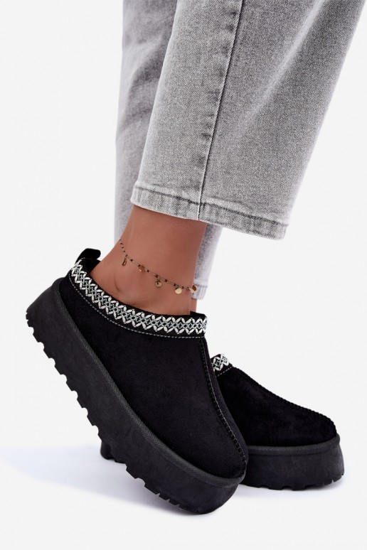 Botas de nieve bajas para mujer con flores bordadas y plataforma en negro Įjungtarirya