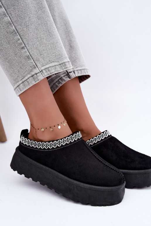 Botas de nieve bajas para mujer con flores bordadas y plataforma en negro Įjungtarirya