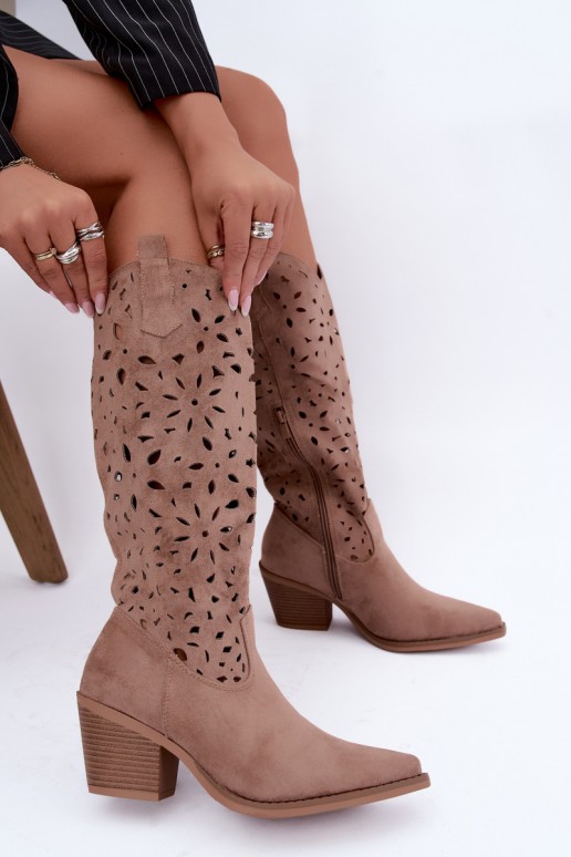 Botas altas de estilo cowboy con tacones en color arena Salirae