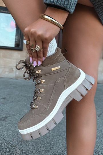 zapatos aislantes para mujer Lee Cooper LCJ-26-31-4582 en color arena 2