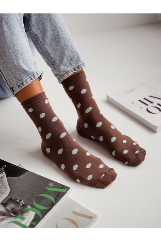 Calcetines de mujer con puntos en marrón
