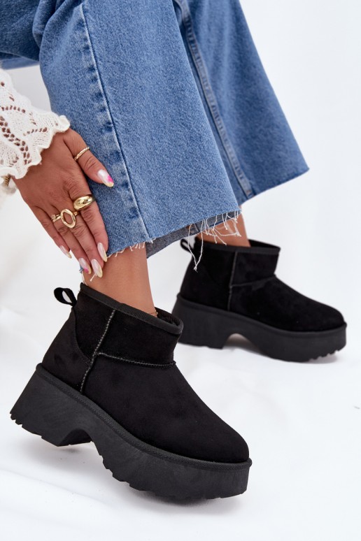 Botas de nieve bajas negras para mujer con aislamiento y piel en el interior