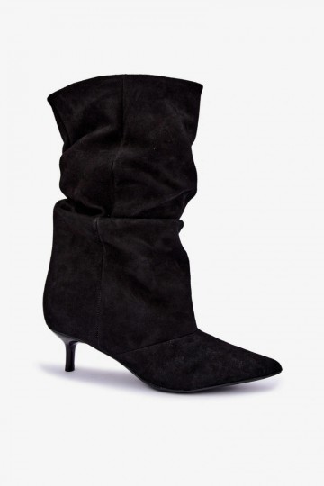 botines de slip-on con tacones de ante sintético en color negro Cindrelle
