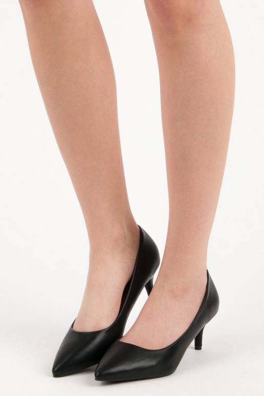 Zapatos negros con mini tacones 123-3B