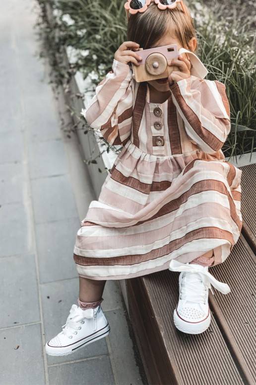 Deportivas infantiles con suela en... Deportivas infantiles con suela en...