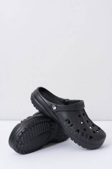 Las zapatillas son negras 2