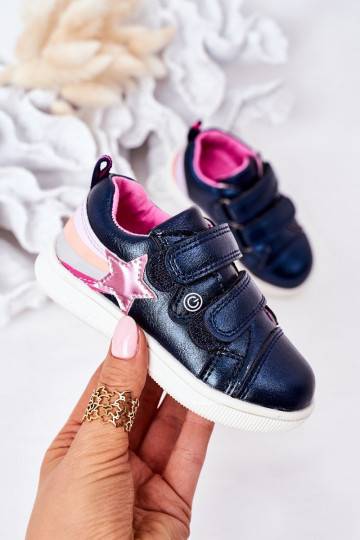 Zapatillas infantiles estilo deportivo con arcoíris en color azul oscuro. 2