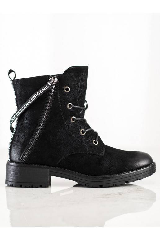 Botas con tacones decorados VINCEZA Botas con tacones decorados VINCEZA