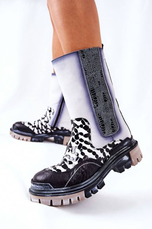 Botas con estilo en blanco y negro Botas con estilo en blanco y negro
