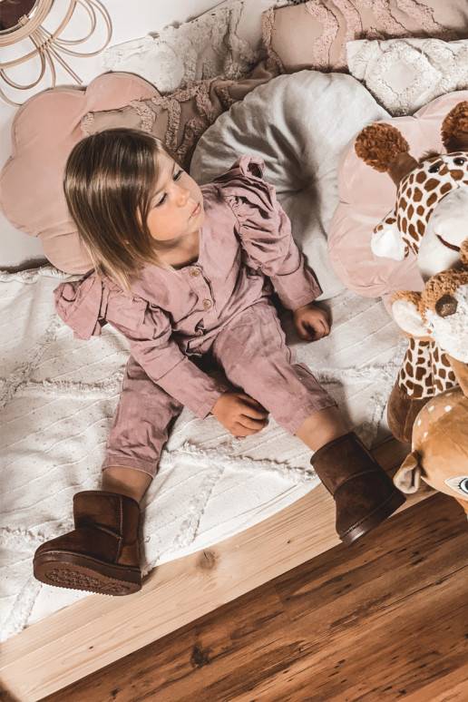 Cálidas botas de invierno para niños en color marrón Gooby