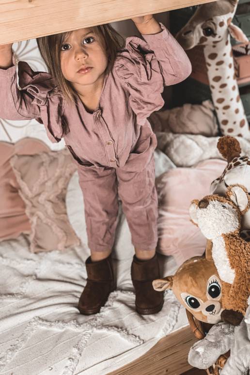 Cálidas botas de invierno para niños en color marrón Gooby