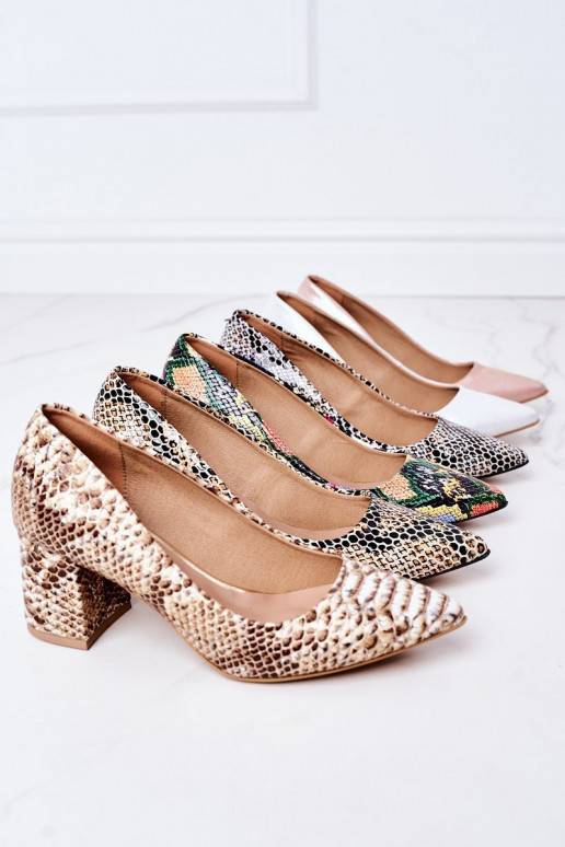 Zapatos de raso rosa