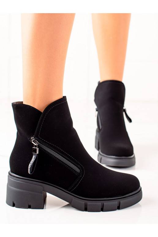 Botas negras