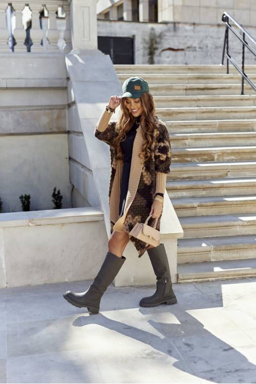 Botas largas en color caqui Whats... Botas largas en color caqui Whats...