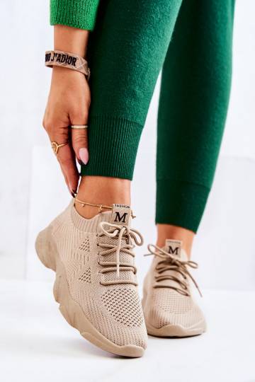 Zapatos estilo deportivo...