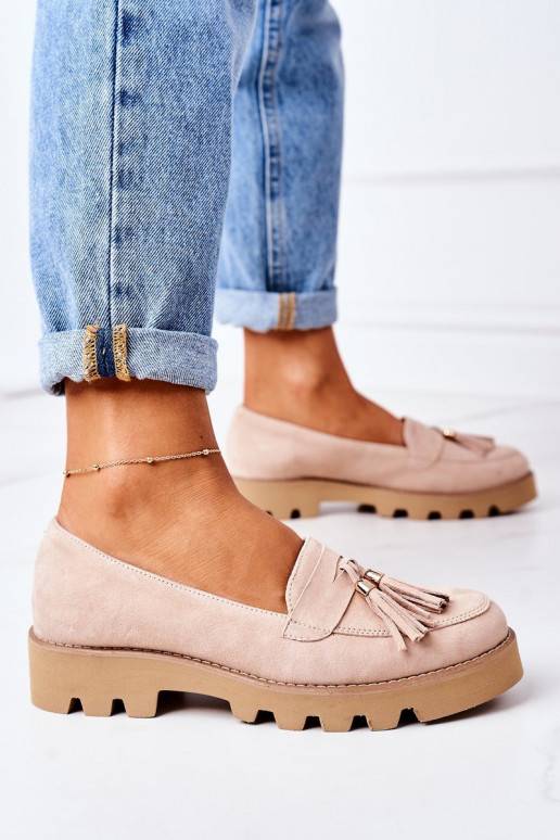 Mocasines de ante en color capuchino. Mocasines de ante en color capuchino.