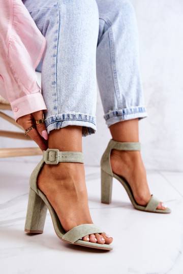 Sandalias de tacón Jacqueline de ante verde claro 2