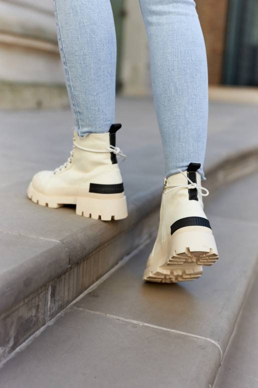 Botines de mujer en color marfil Larina