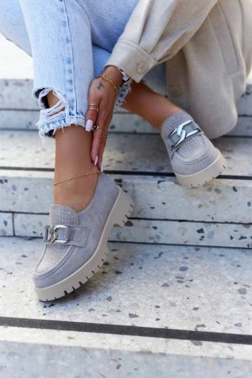 Zapatos de moda fabricados en ante gris Rayhan. 2