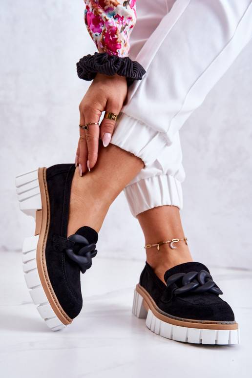 Zapatos elaborados en ante con... Zapatos elaborados en ante con...