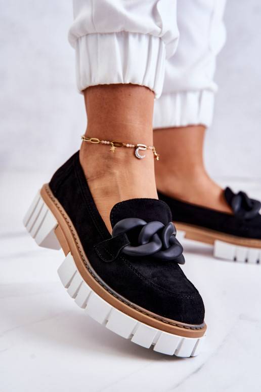 Zapatos elaborados en ante con... Zapatos elaborados en ante con...