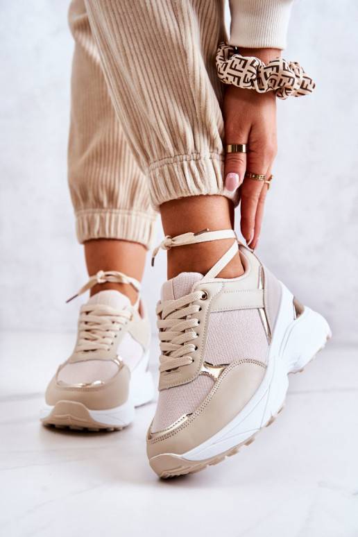 Deportivas brillantes con plataforma...