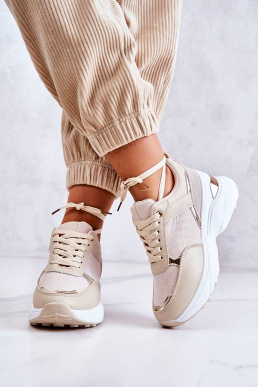 Deportivas brillantes con plataforma...