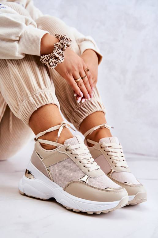 Deportivas brillantes con plataforma...