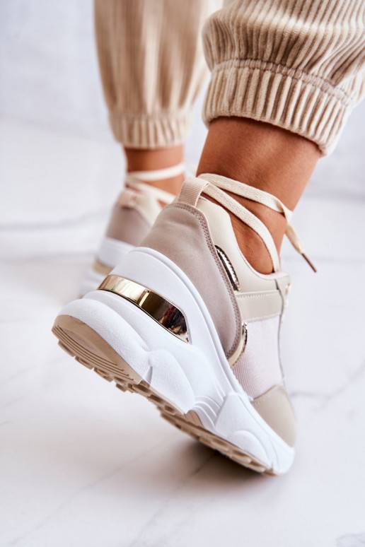 Deportivas brillantes con plataforma...