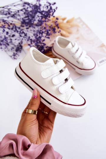 Zapatos casual infantil con cierres adhesivos en color blanco Foster