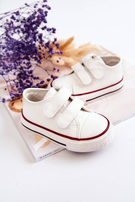 Zapatos casual infantil con cierres adhesivos en color blanco Foster