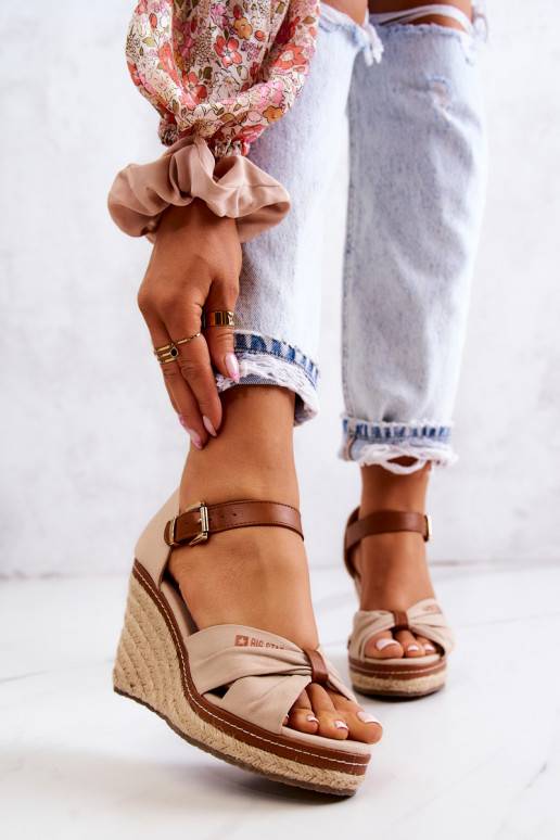 Sandalias de mujer con plataforma Big Star beige
