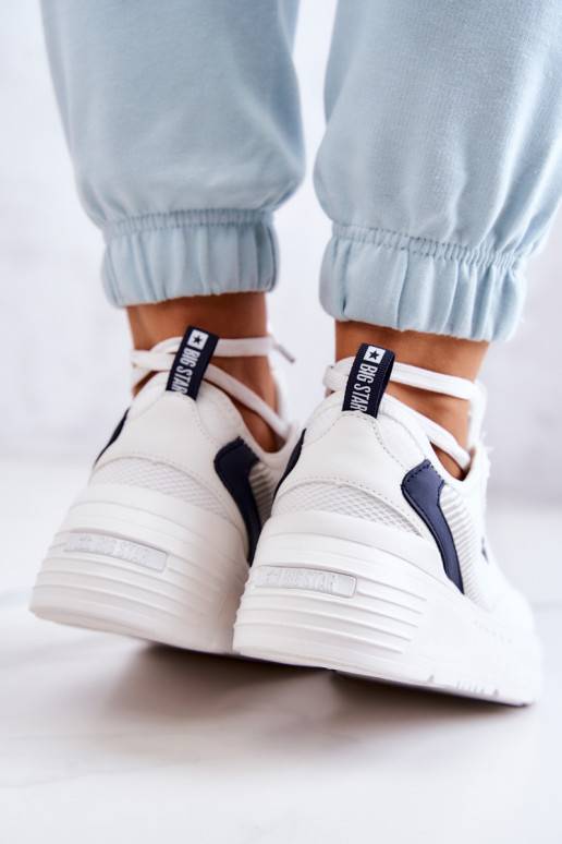 Zapatillas de moda modelo zapatos Big Star color blanco.