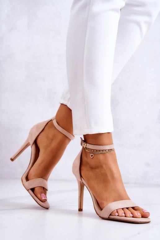 Sandalia para mujer con tacón fino en ante beige Massimo