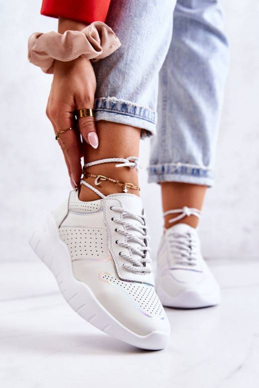 Zapatillas modelo zapatos en color blanco Carly