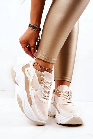 Zapatos estilo sport beige...