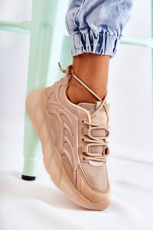 Zapatillas modelo zapatos color beige Sollero