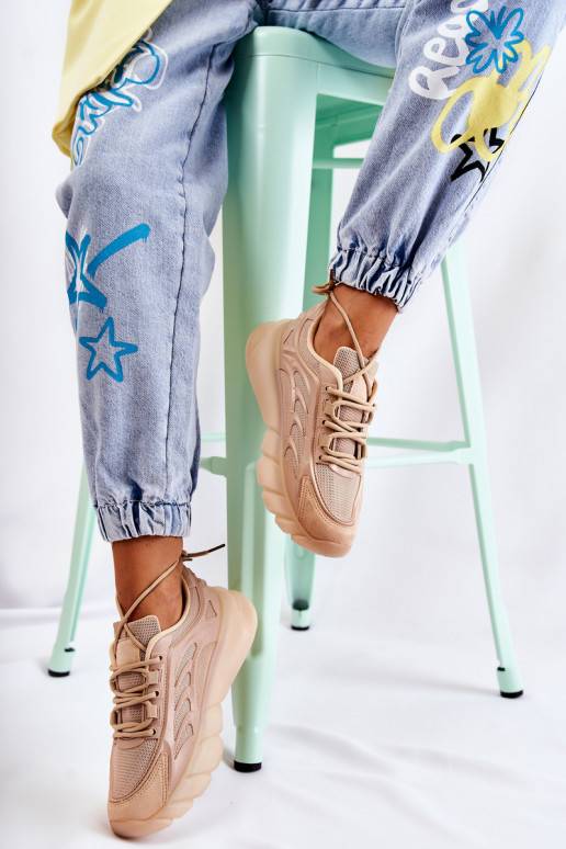 Zapatillas modelo zapatos color beige... Zapatillas modelo zapatos color beige...