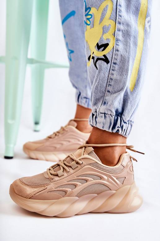 Zapatillas modelo zapatos color beige... Zapatillas modelo zapatos color beige...