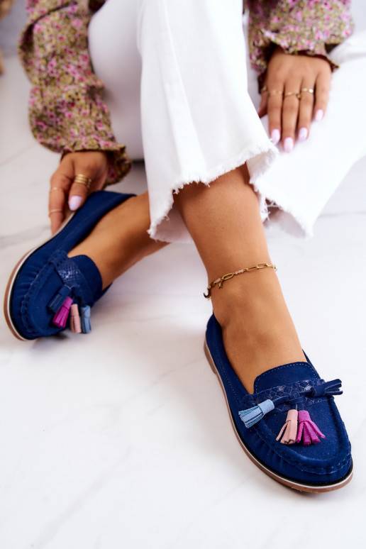 Mocasines con flecos en azul marino de Laressa