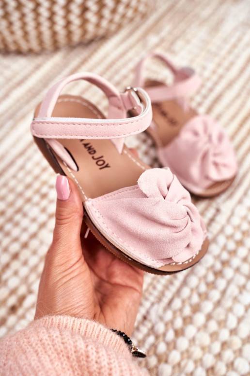 Sandalias infantiles con cierres adhesivos en color rosa de Goofy