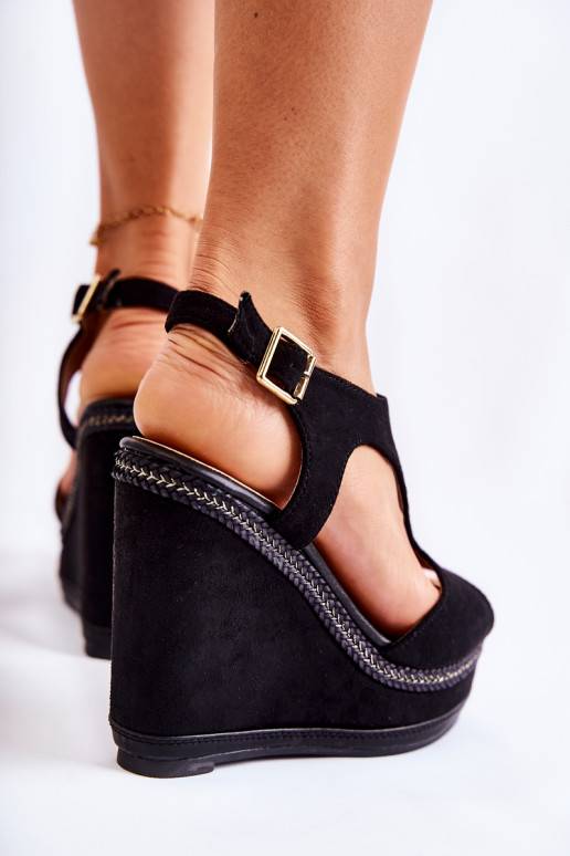 Sandalias con plataforma modelo clásico de ante en color negro Lysette